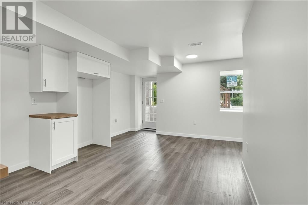 111 WELLINGTON STREET SOUTH Image 23