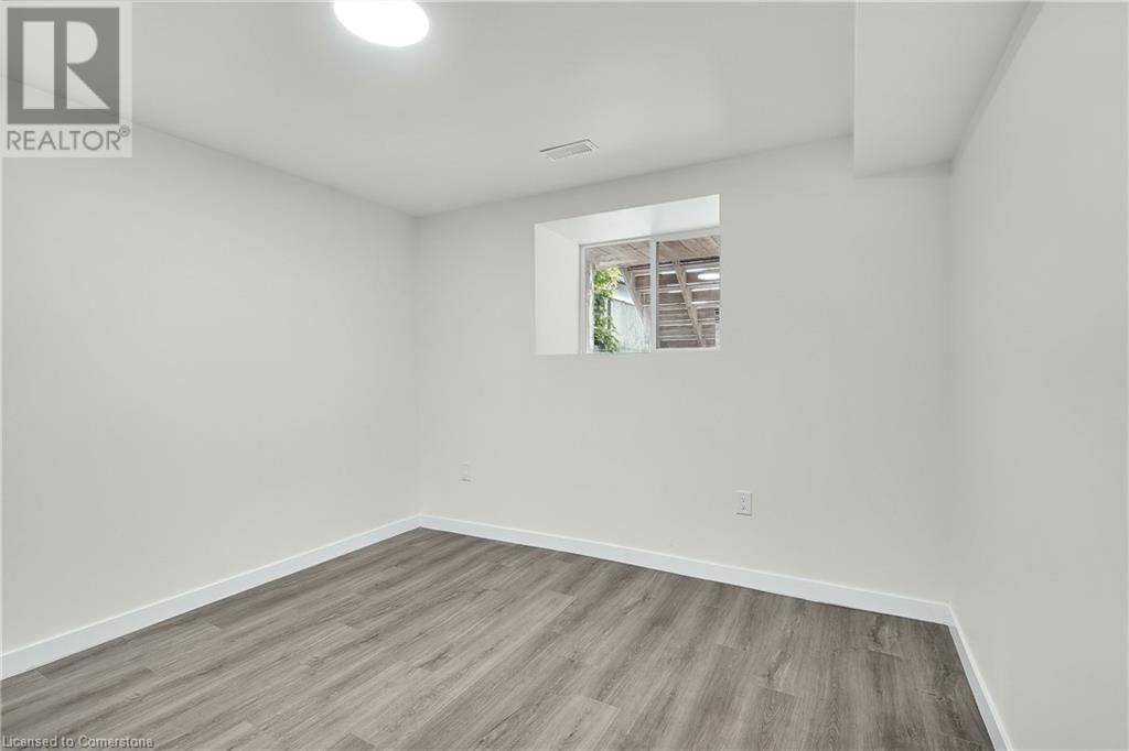 111 WELLINGTON STREET SOUTH Image 27