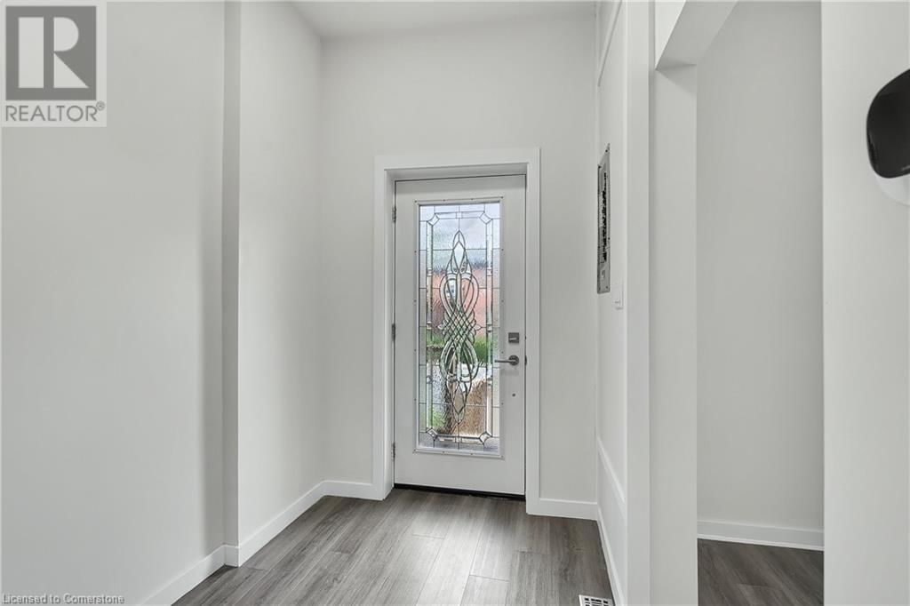 111 WELLINGTON STREET SOUTH Image 7