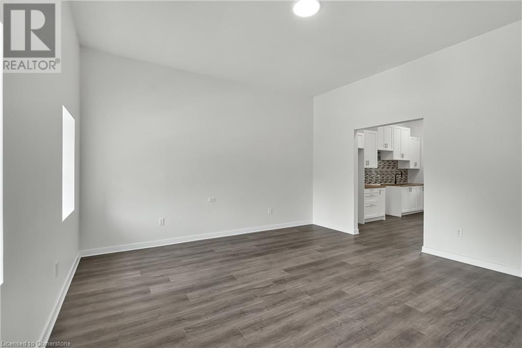 111 WELLINGTON STREET SOUTH Image 8