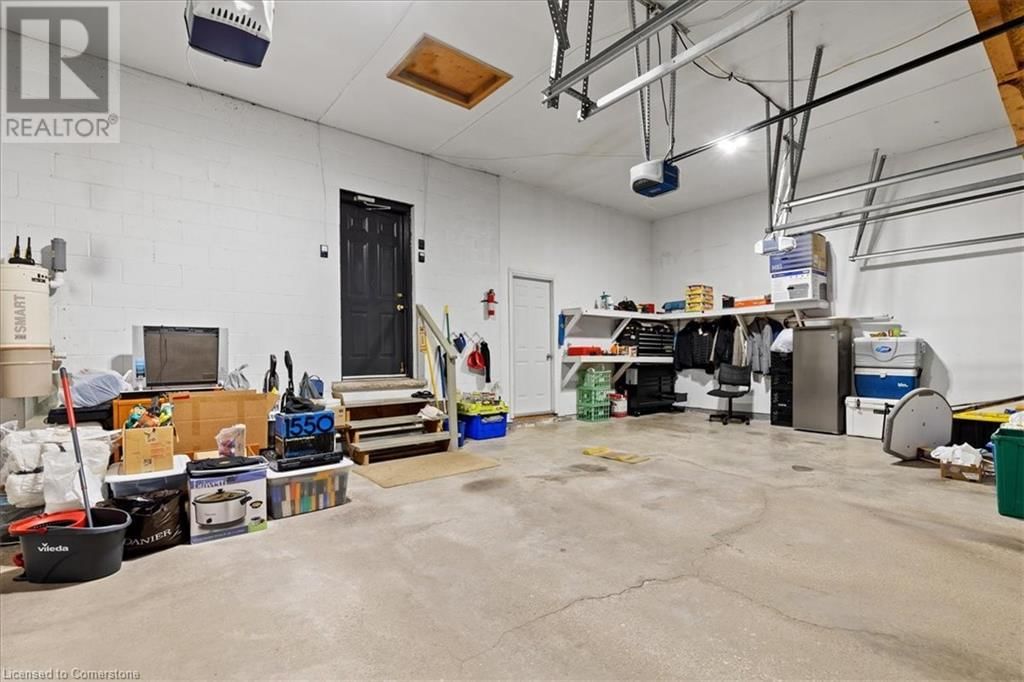 98 HUME DRIVE Image 20