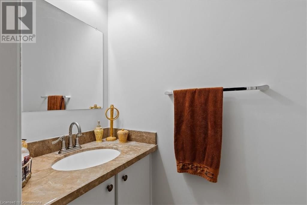 98 HUME DRIVE Image 21