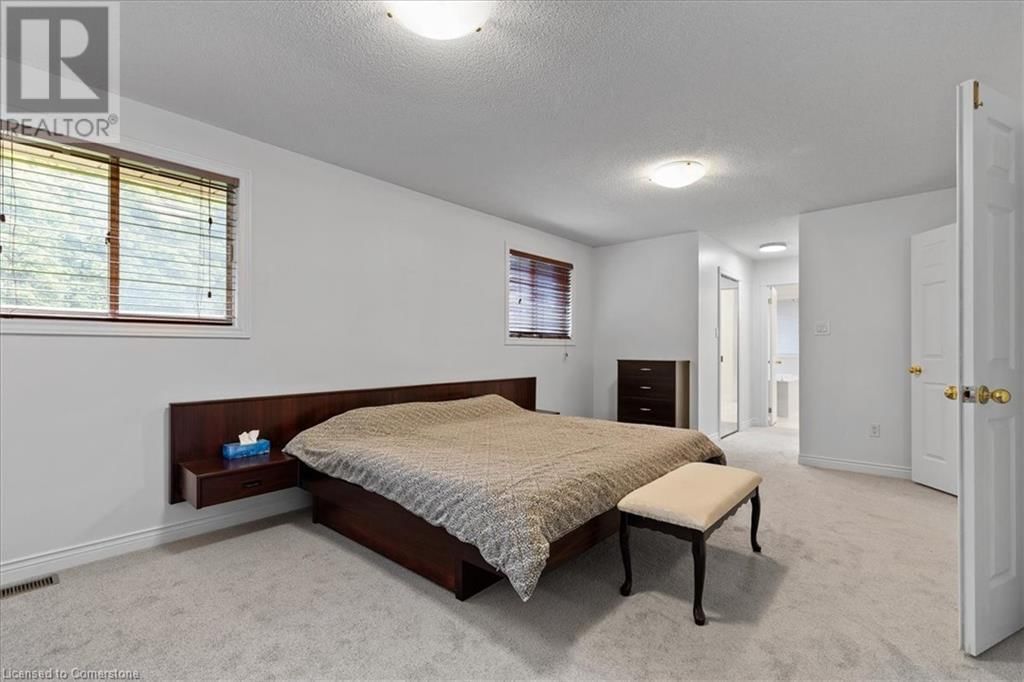 98 HUME DRIVE Image 25