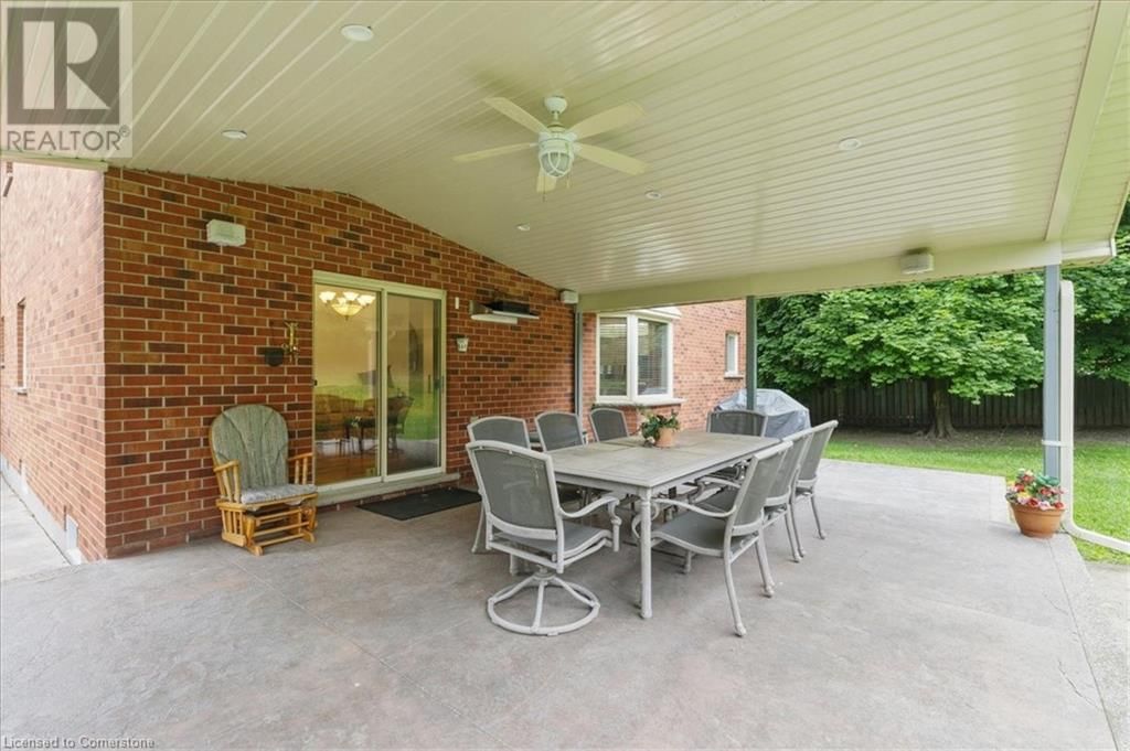 98 HUME DRIVE Image 39