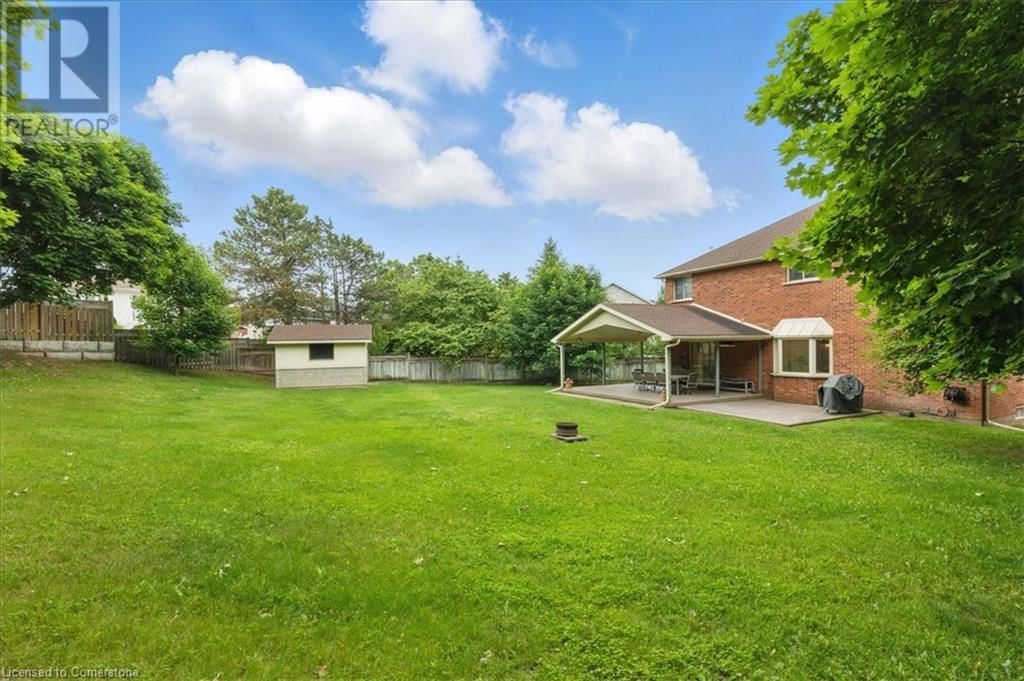 98 HUME DRIVE Image 41