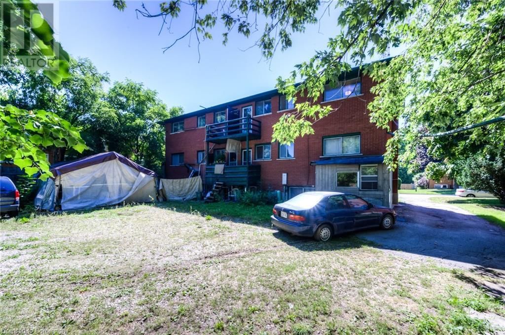 4 - 126 CLIVE STREET Image 12