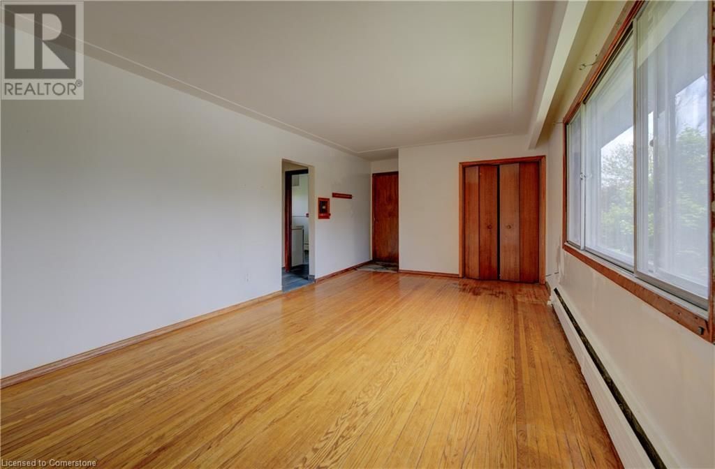 4 - 126 CLIVE STREET Image 3