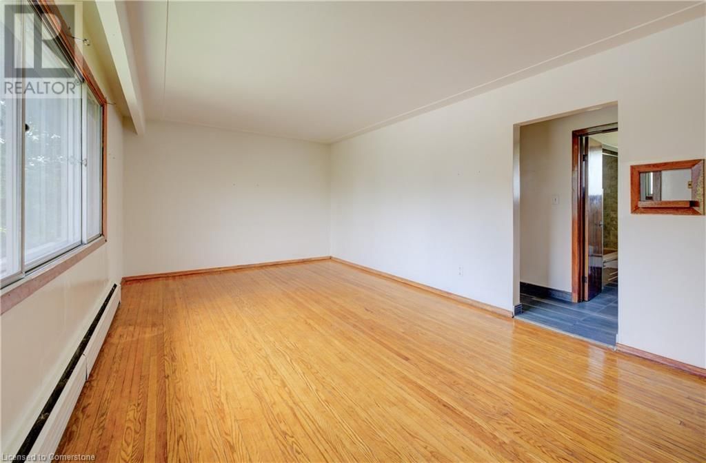 4 - 126 CLIVE STREET Image 4