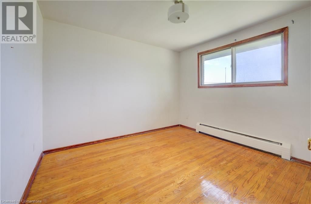 4 - 126 CLIVE STREET Image 5