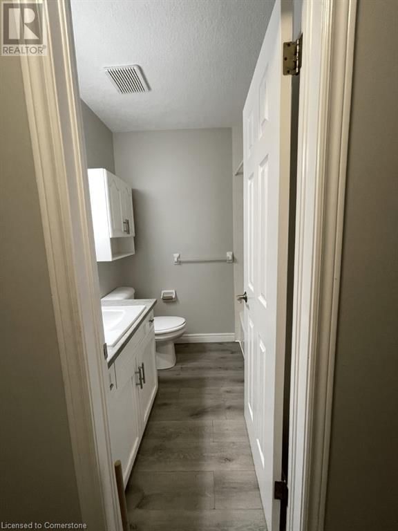 30 MUSSELMAN CRESCENT Image 13