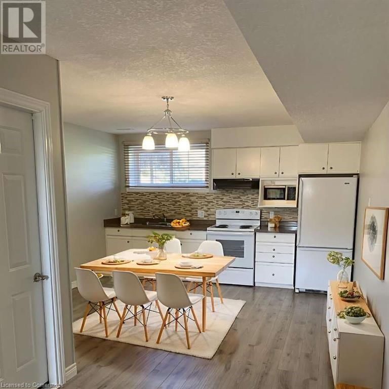 30 MUSSELMAN CRESCENT Image 15