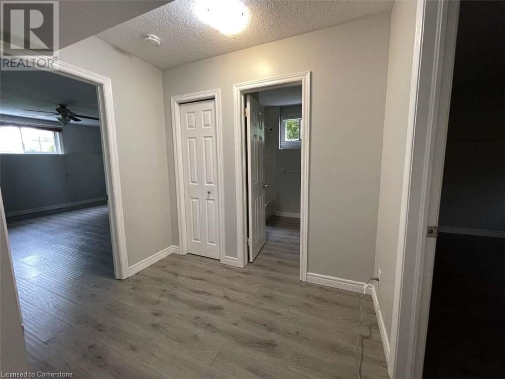 30 MUSSELMAN CRESCENT Image 16