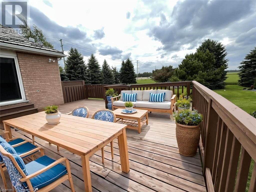 30 MUSSELMAN CRESCENT Image 5