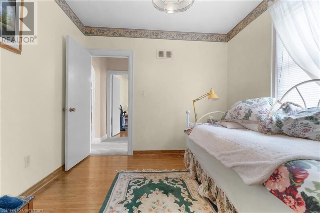 693 UPPER JAMES STREET Image 19