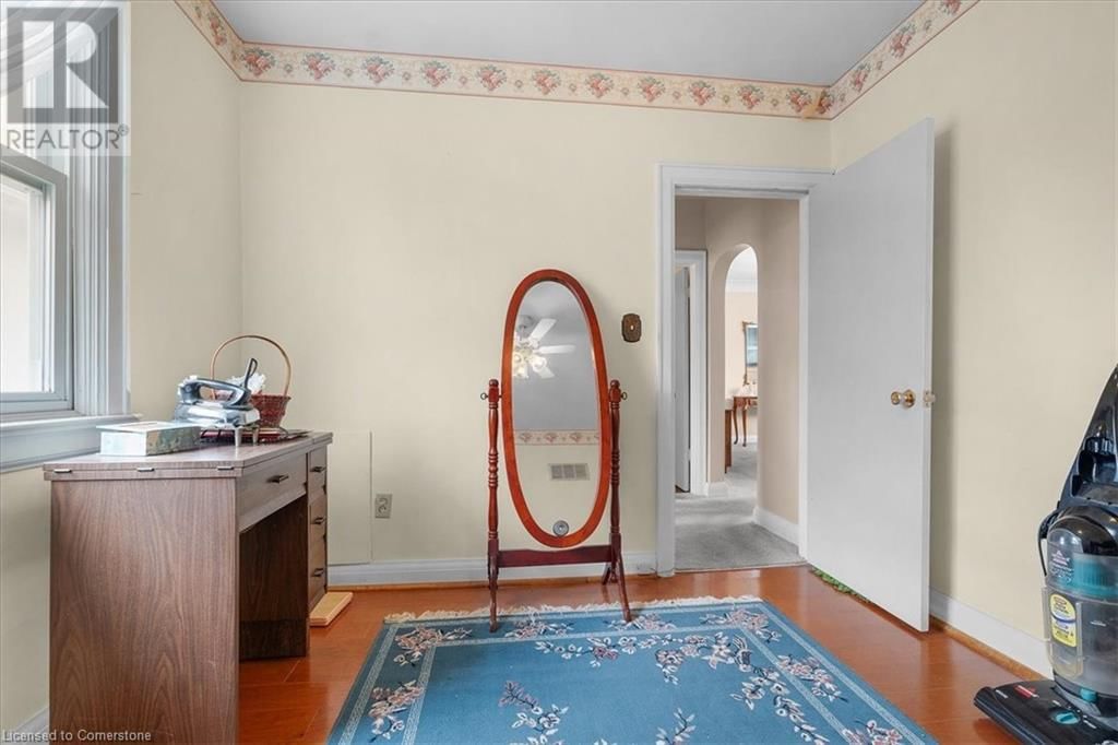 693 UPPER JAMES STREET Image 22
