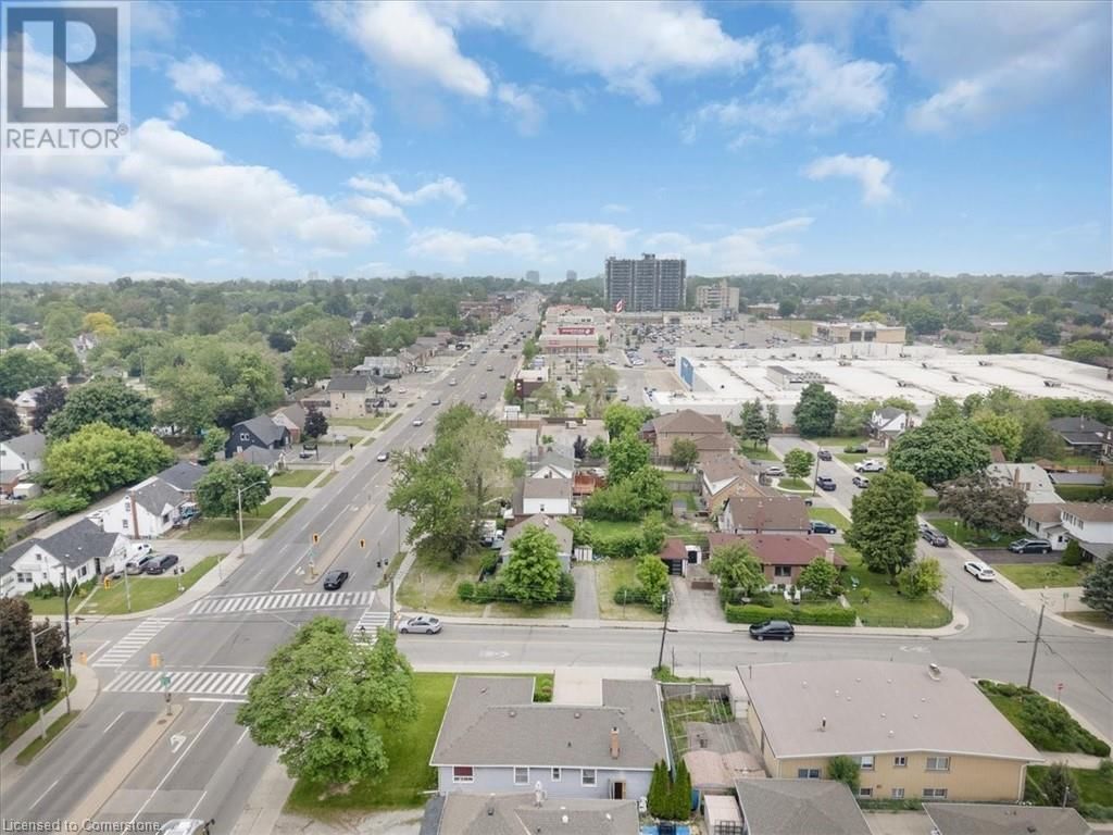 693 UPPER JAMES STREET Image 32