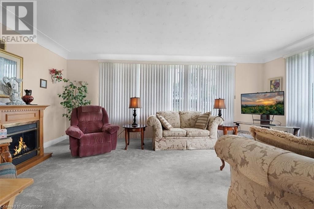 693 UPPER JAMES STREET Image 9
