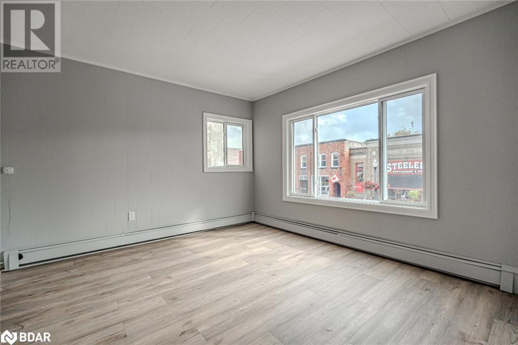 30 QUEEN STREET WEST Image 12