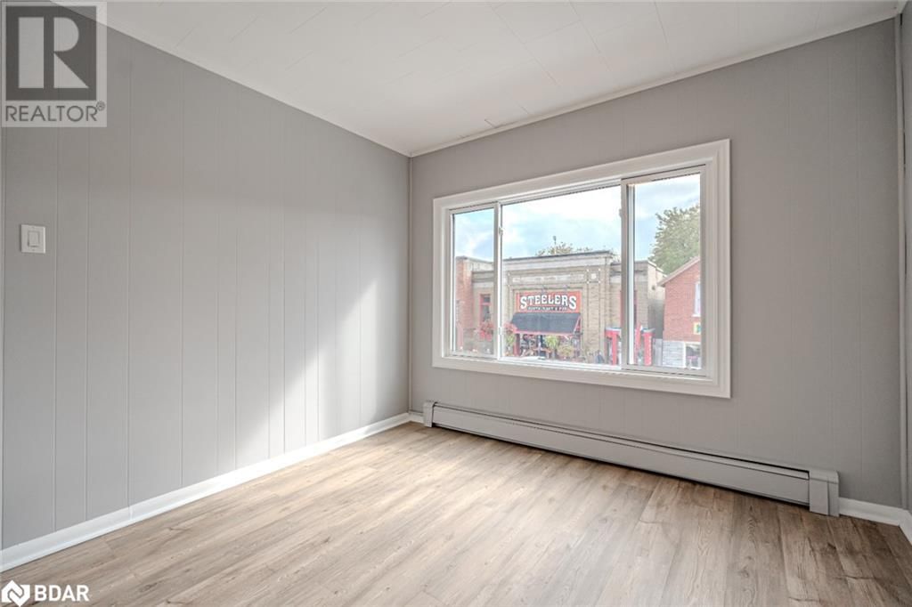 30 QUEEN STREET WEST Image 13