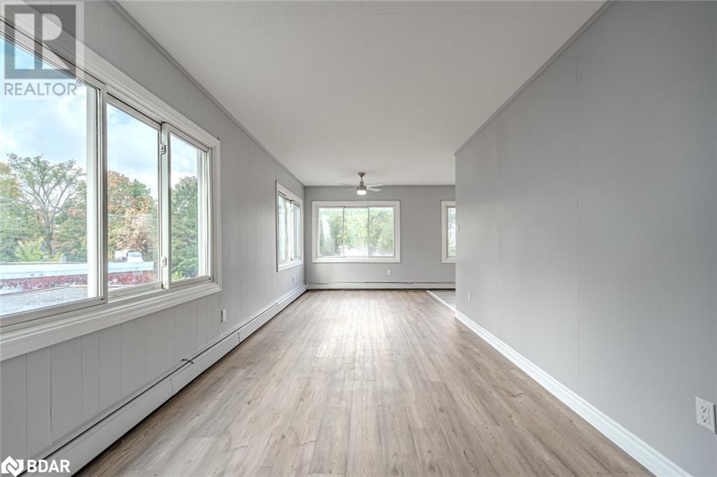 30 QUEEN STREET WEST Image 18