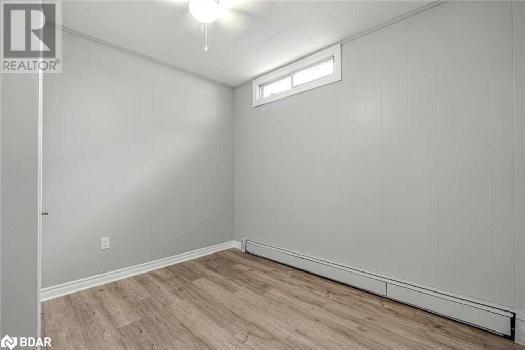 30 QUEEN STREET WEST Image 19