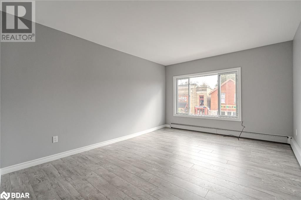 30 QUEEN STREET WEST Image 9