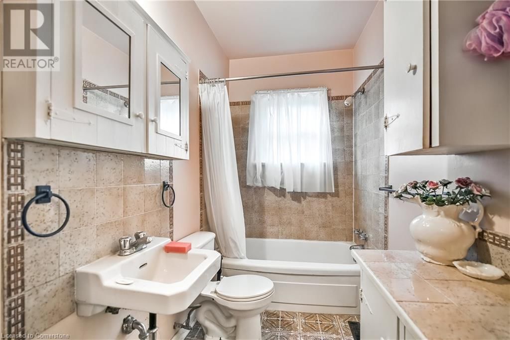 569 KING STREET Image 21