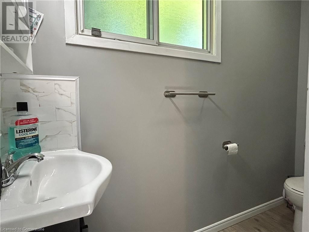 56 OAKWOOD AVENUE Image 11