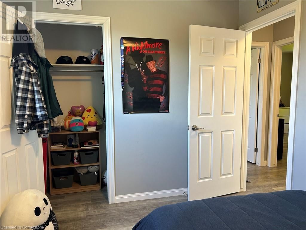 56 OAKWOOD AVENUE Image 17