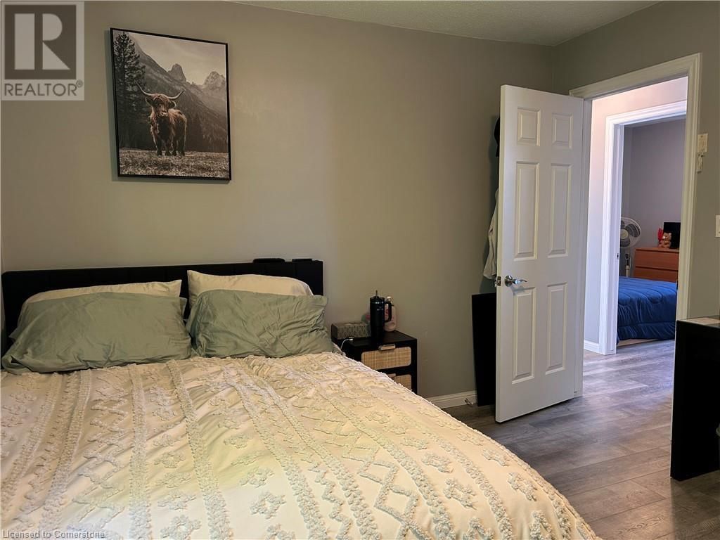 56 OAKWOOD AVENUE Image 22