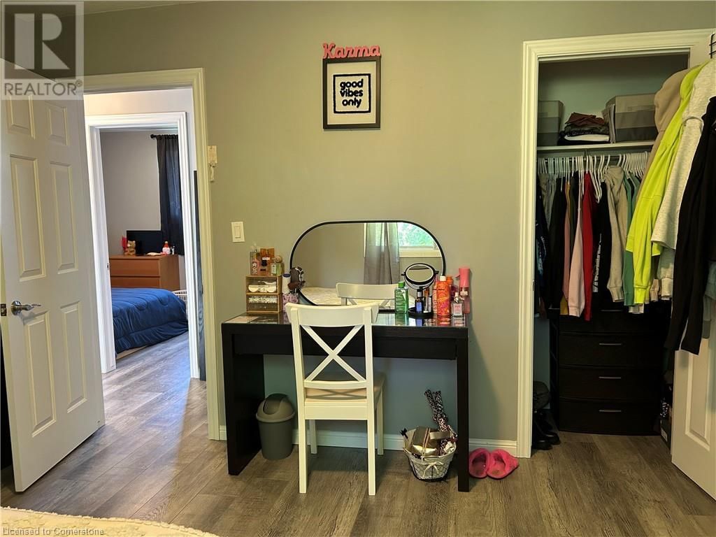 56 OAKWOOD AVENUE Image 23