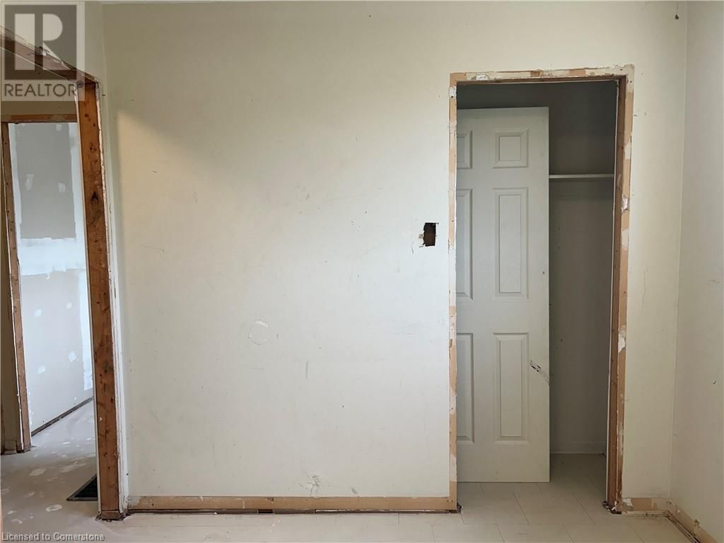 56 OAKWOOD AVENUE Image 38