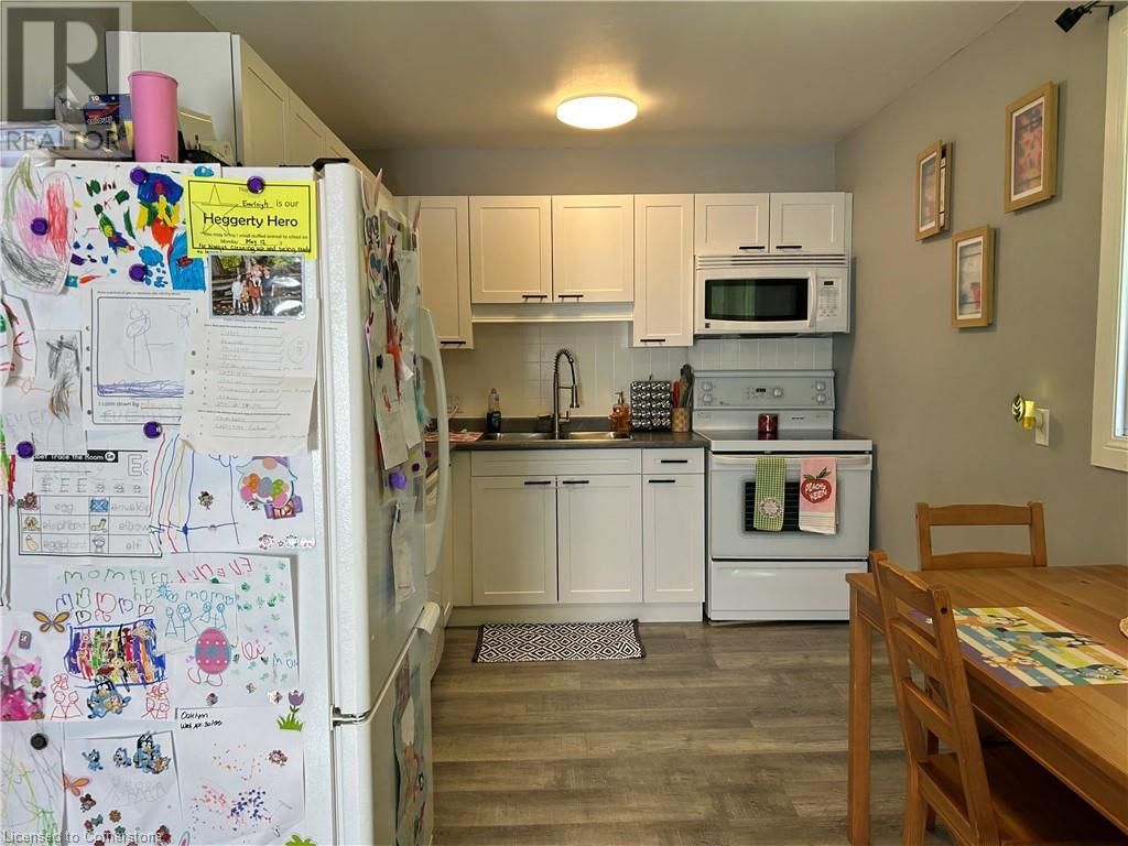56 OAKWOOD AVENUE Image 8