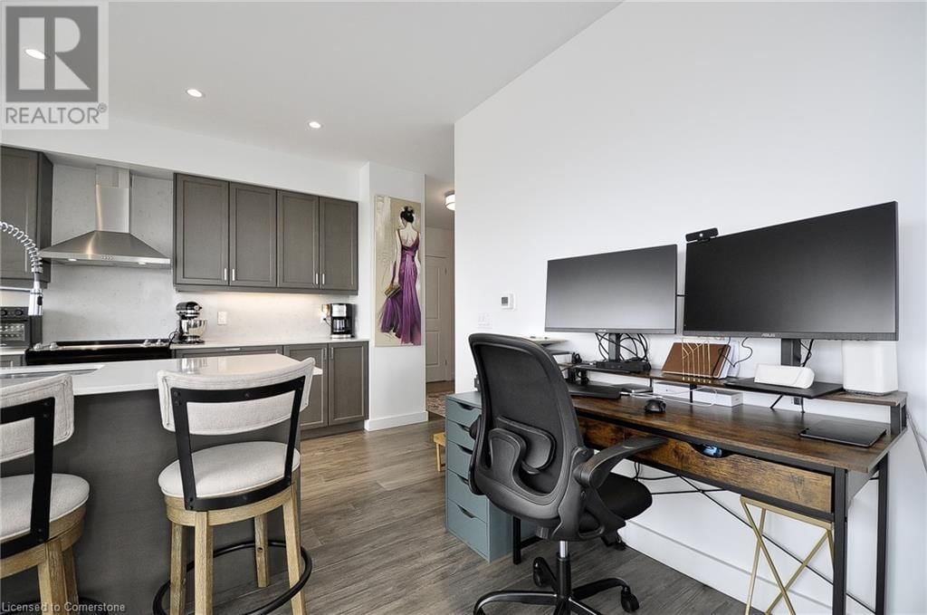1213 - 15 GLEBE STREET Image 24