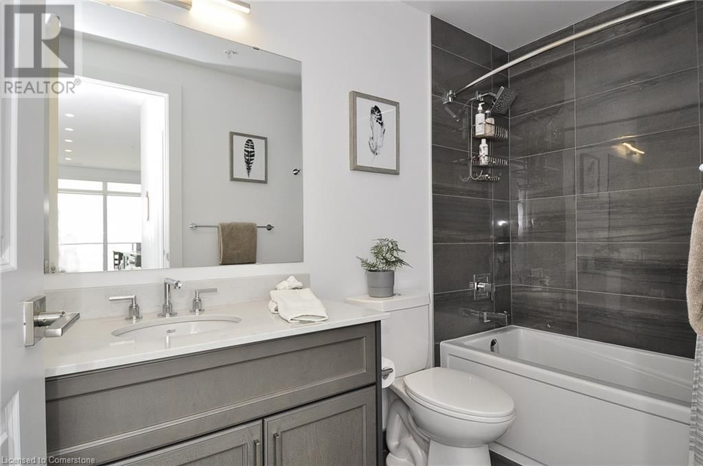 1213 - 15 GLEBE STREET Image 31