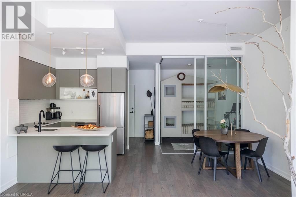 36 WYATT AVENUE Image 2