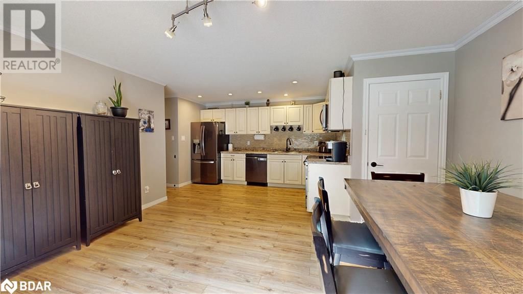 4557 TRENT TRAIL Image 10