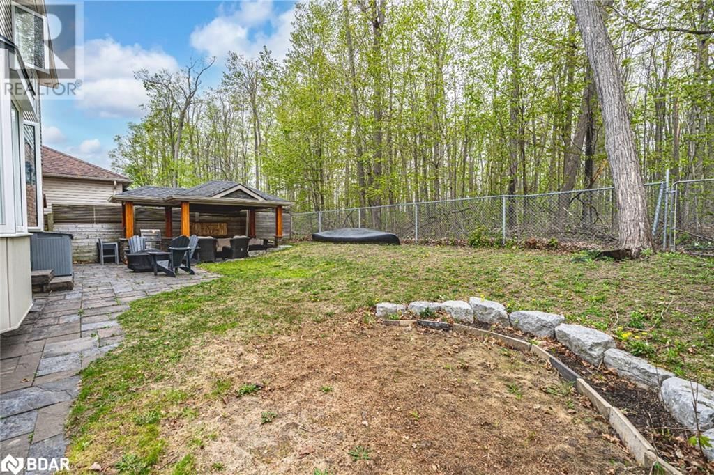 8 THRUSHWOOD DRIVE Image 22