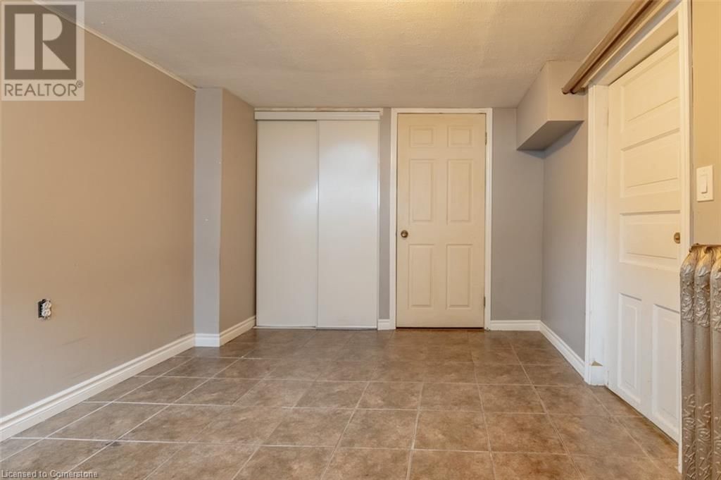 124 GLADSTONE AVENUE Image 17