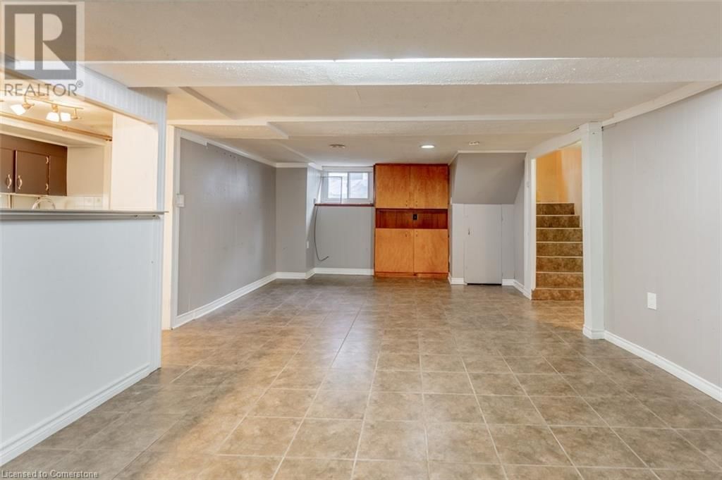 124 GLADSTONE AVENUE Image 19