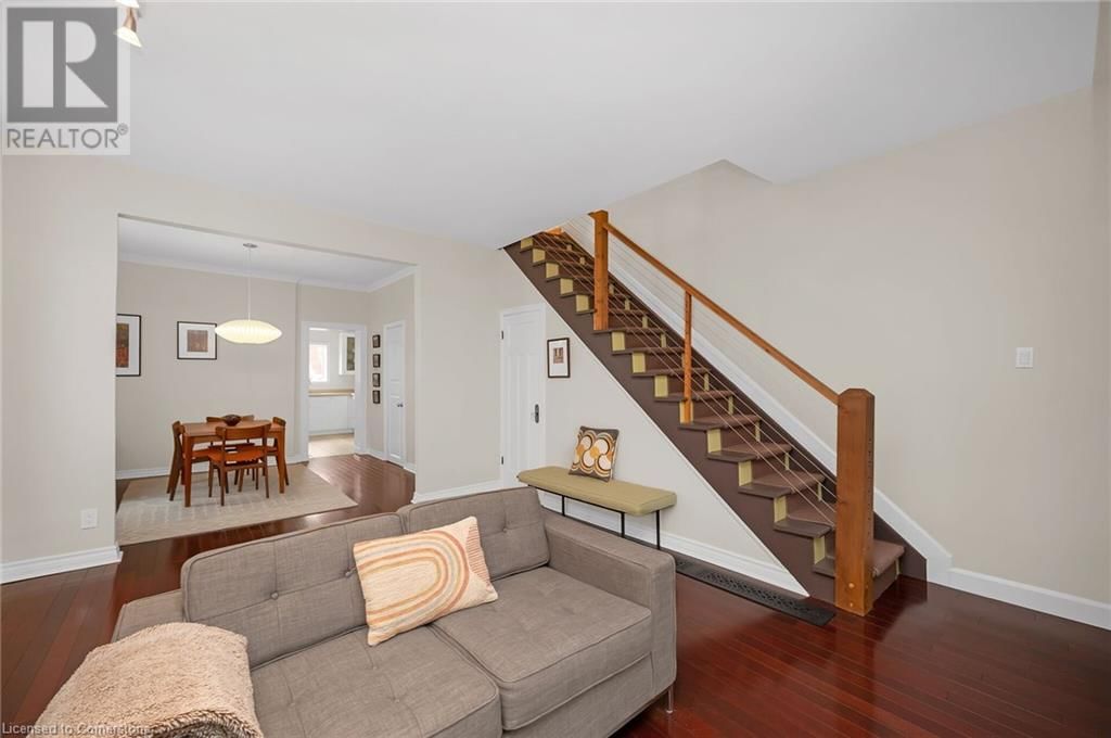 300 CHARLTON AVENUE WEST Image 13