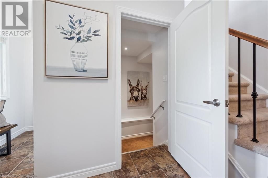 42 TREEVIEW DRIVE Image 34