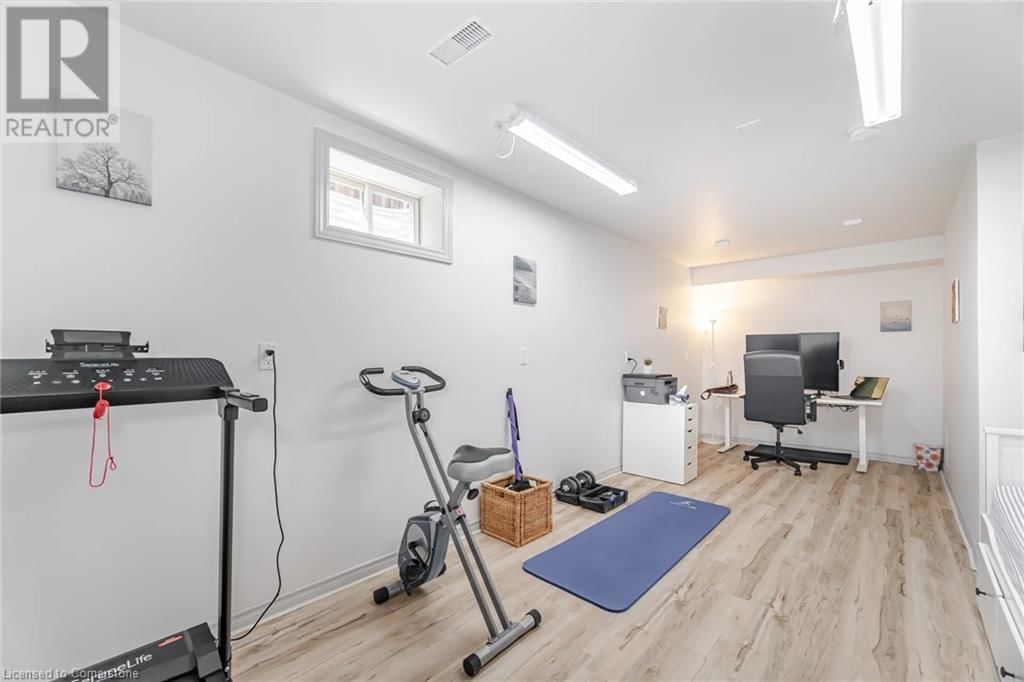 39 STONEHAM STREET Image 35