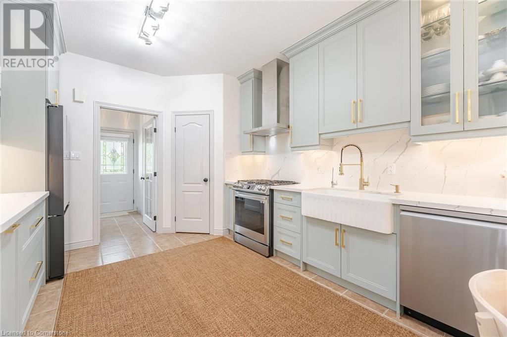 39 STONEHAM STREET Image 5