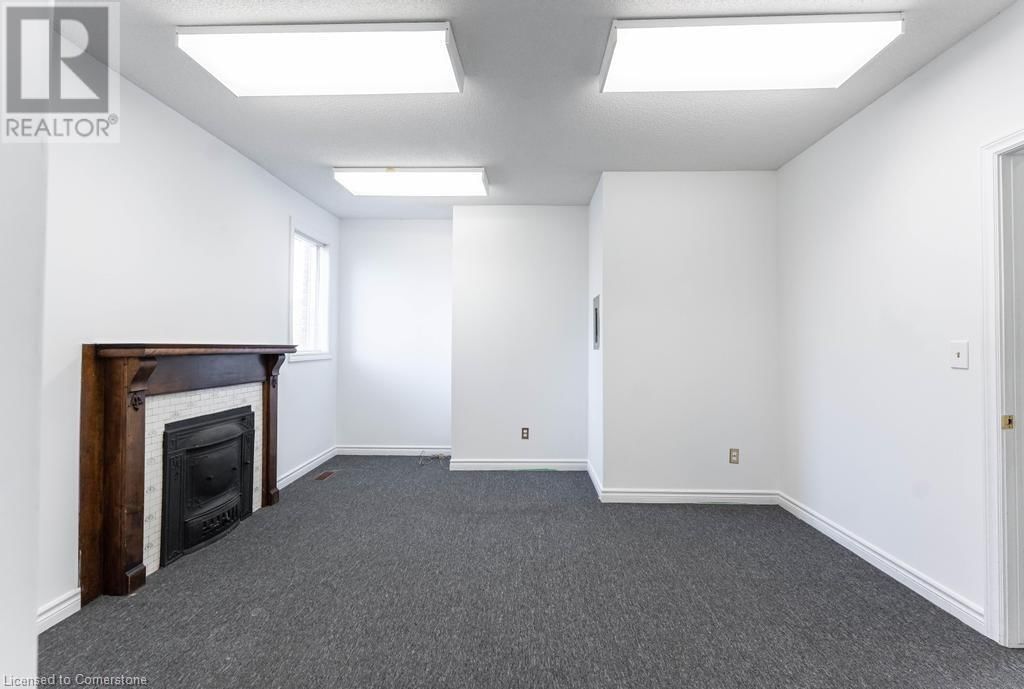 Main Floor - 923 BRANT STREET Image 10