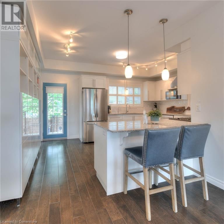 348 LOUISA STREET Image 10