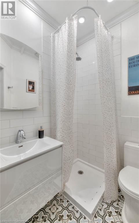 348 LOUISA STREET Image 27