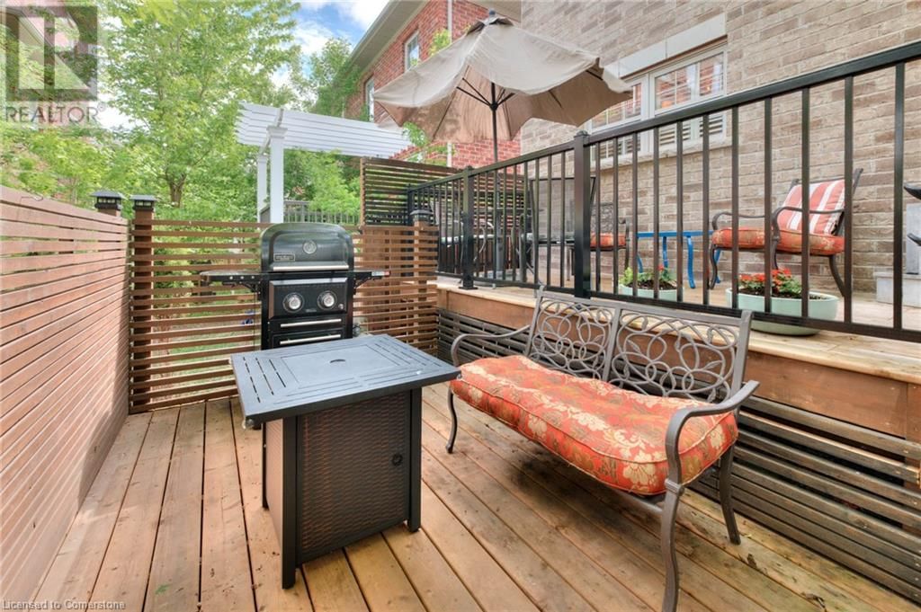 348 LOUISA STREET Image 33
