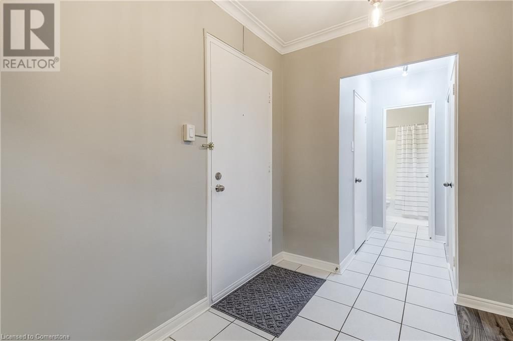 104 - 2052 COURTLAND DRIVE Image 4