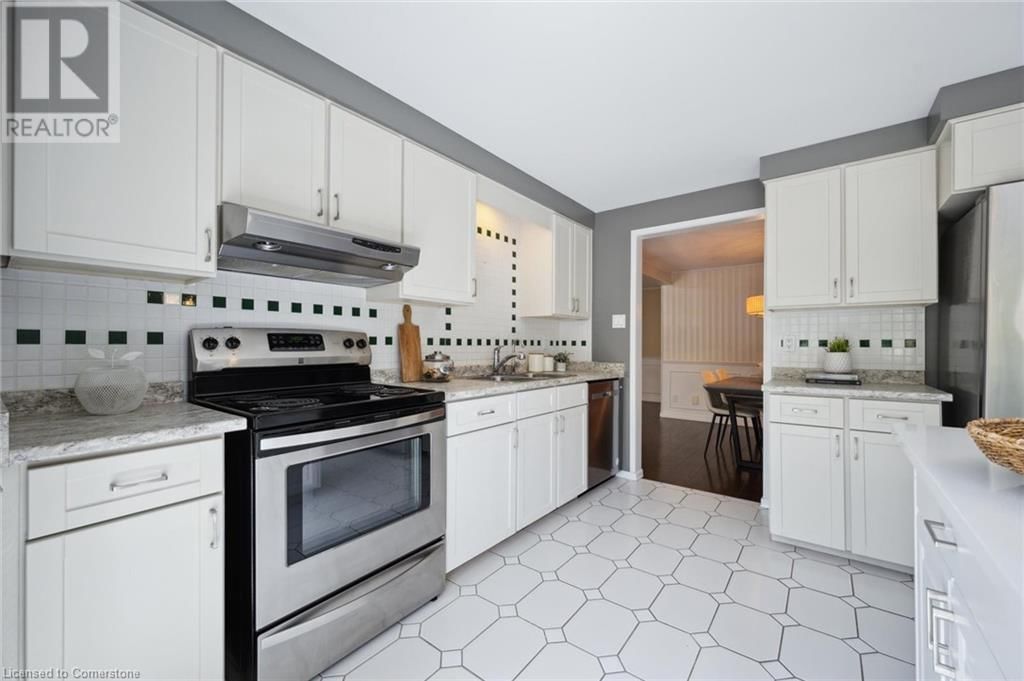 1 - 224 KINGSWOOD DRIVE Image 16